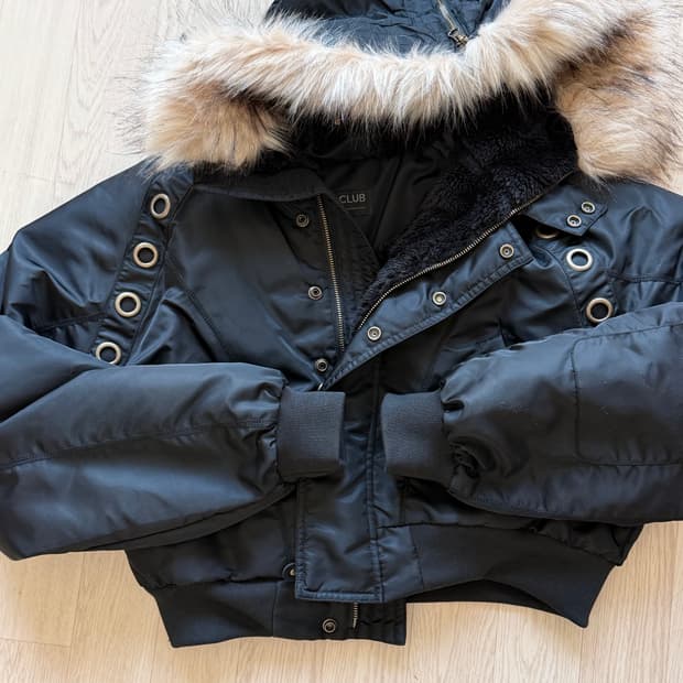 아일렛 퍼 MA-1 (BLACK) F25ZA003