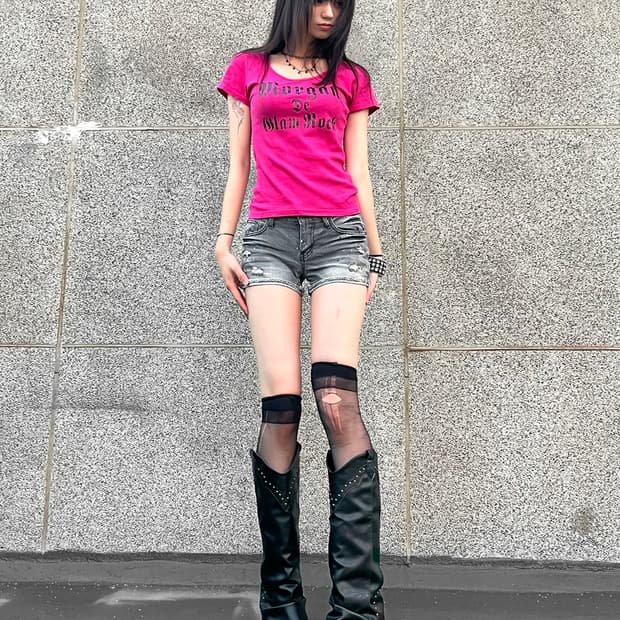 00's Glam Punk Lettering Tee