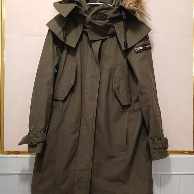 내셔널지오그래픽 정품 여성 바람막이 90 (S) 사이즈