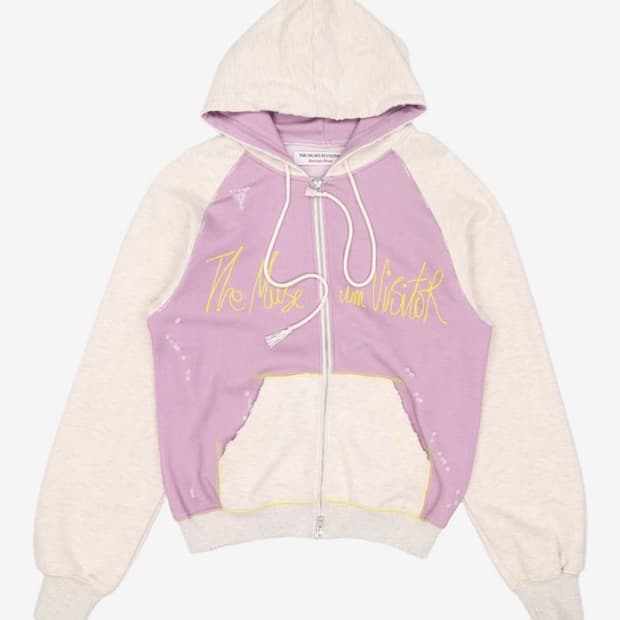 더뮤지엄비지터 22FW 후드집업 구합니다 