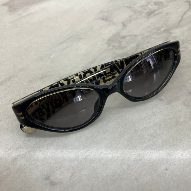 지방시 GIVENCHY 블랙 클리어 캣아이 선글라스