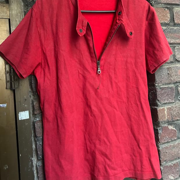 5351 pour les hommes 코팅 레드 락시크 티셔츠