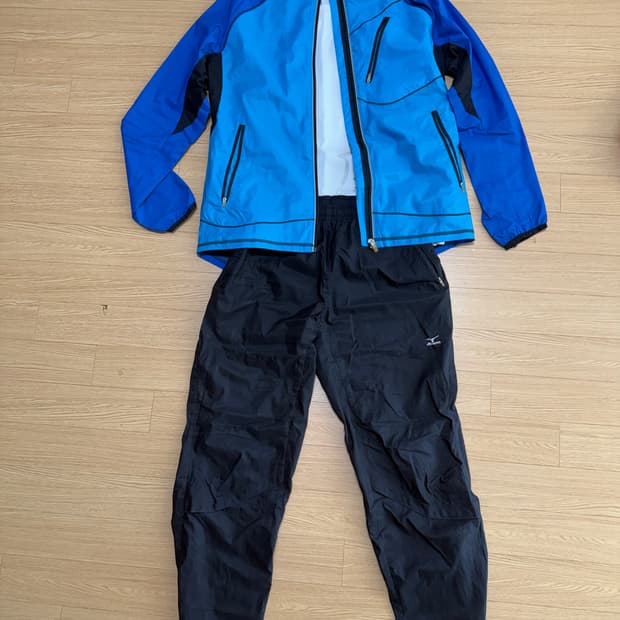 미즈노 트레이닝 Set(바람막이,긴팔,바지)+티셔츠 3장