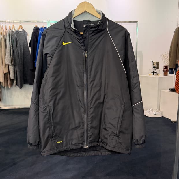 [95] 나이키 토탈90 바람막이