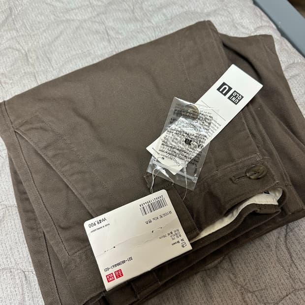 유니클로u 와이드핏 치노 36브라운 76사이즈