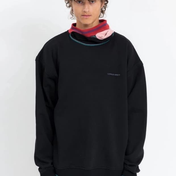 와이프로젝트 스웻셔츠 맨투맨