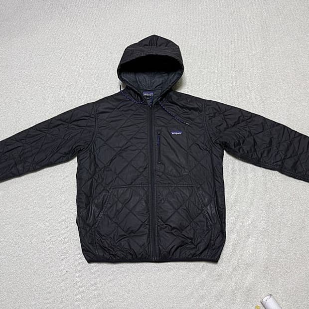 파타고니아 다이아몬드 퀼티브 봄버 후드 자켓 남성용 105사이즈