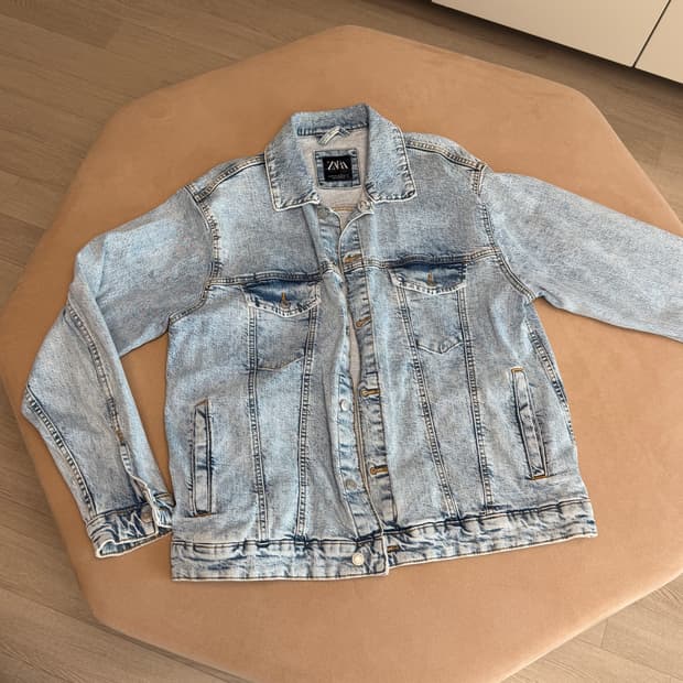 일론 머스크가 즐찾 해놓은 자라 라이트 블루 데님 자켓