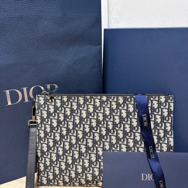 (정품) 디올 오블리크 클러치 a4