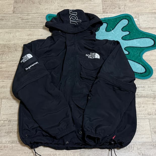 슈프림 노스페이스 컨버터블 자켓 22SS