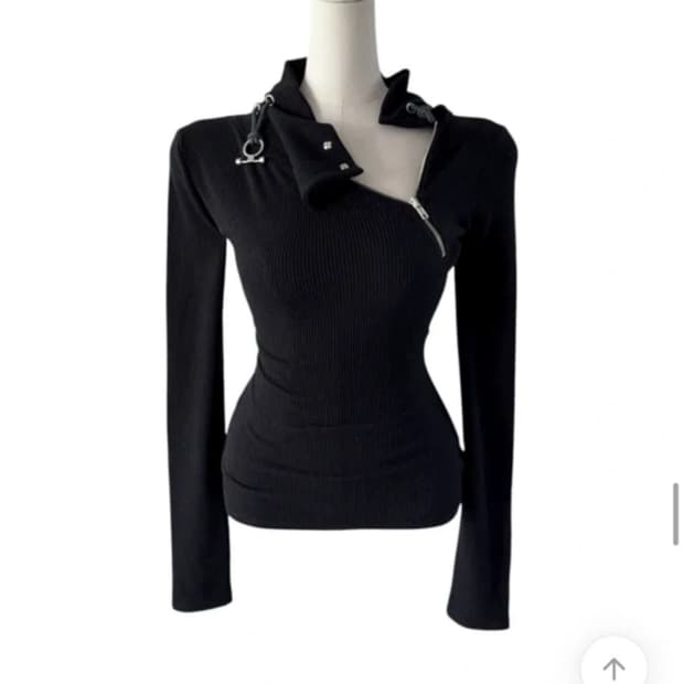 하이넥 긴팔 티셔츠