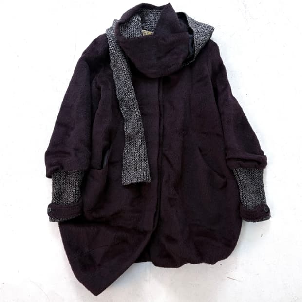 Tankus deep maroon muffler volume coat