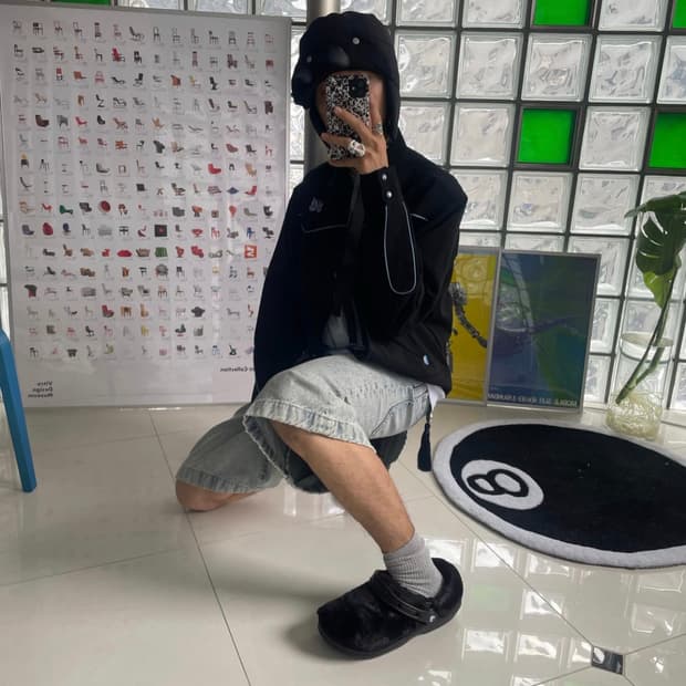 Crocs 크록스 클래식 퍼 슈어 슬리퍼 남자 여자