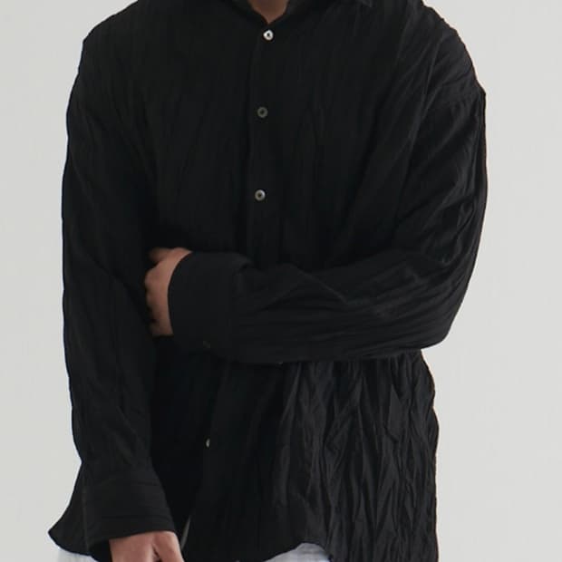 [BY:L] CRINKLE OVER SHIRT - BLACK