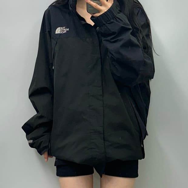 노스페이스 블랙 바람막이 