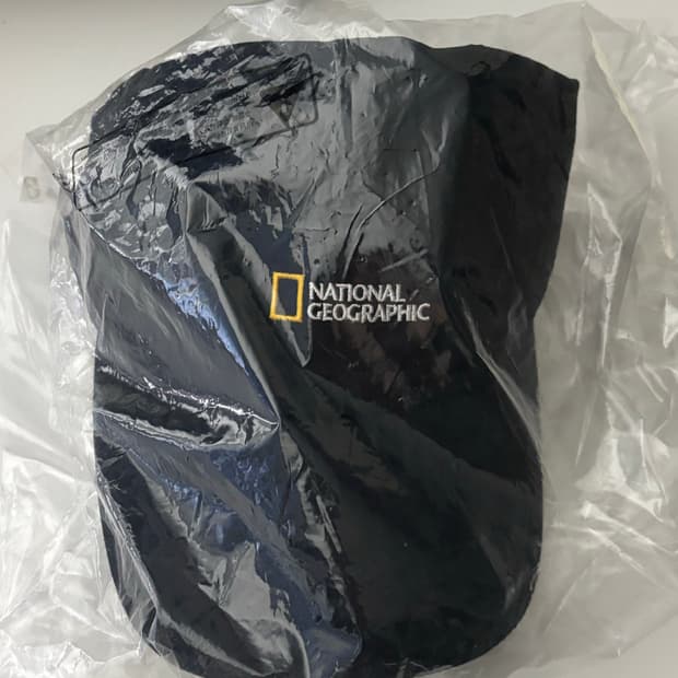 National Geographic cap (B)