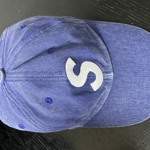 슈프림 피그먼트 볼캡 S 로고 6패널 네이비 24fw