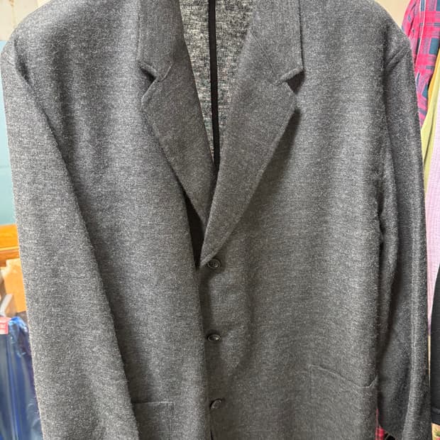 코모리 25fw 캐시미어실크 셋업 차콜.  비이커 구입상품.