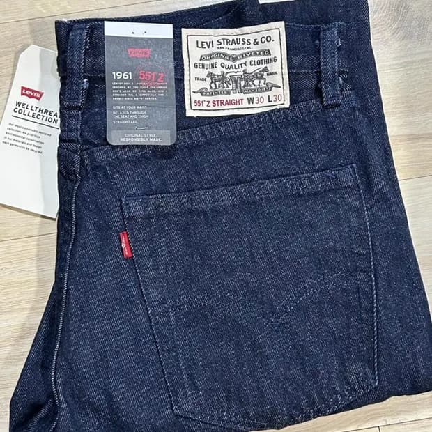 리바이스 웰스레드 551 Z 어센틱 어텐틱 스트레이트 데님 팬츠