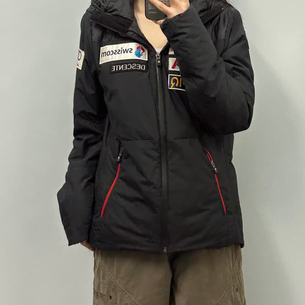 데상트 아우디 스위스 스키팀 덕다운 패딩