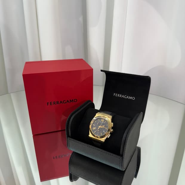 [25년] 페라가모 베가 크로노 쿼츠 시계 SFMR01224