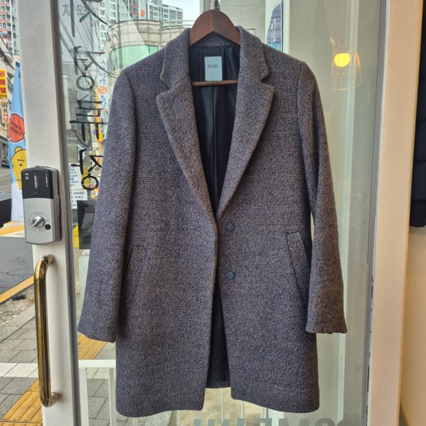 BCBG 코트입니다