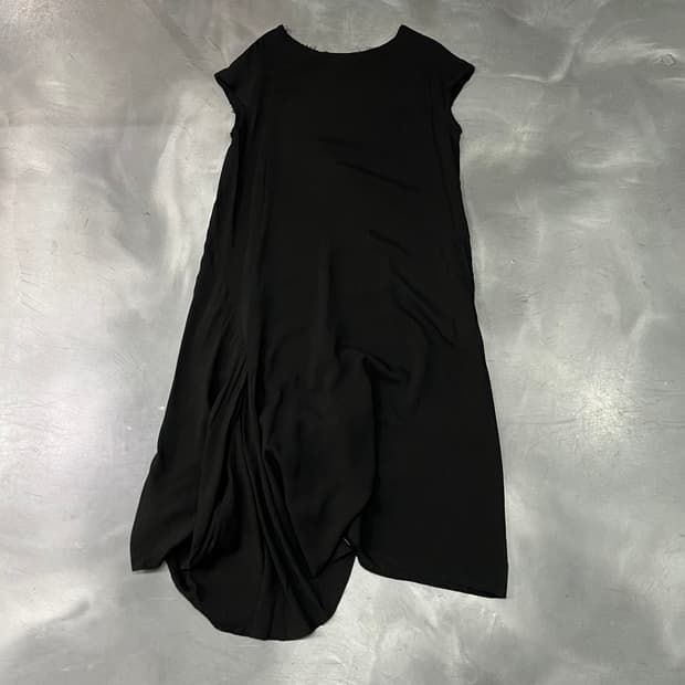  요지야마모토 슬리브리스 드레스 y14715