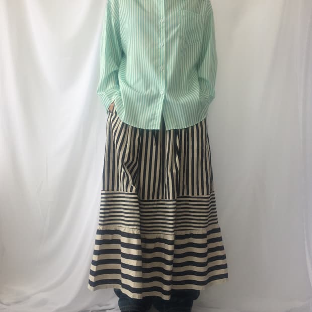 Stripe pattern shirt