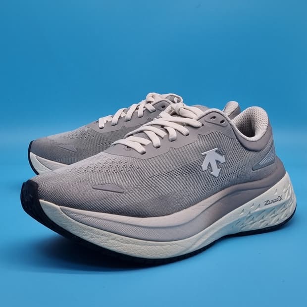 데상트 에너자이트 라이드 런닝화245