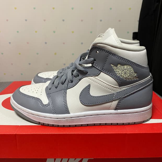 나이키 조던1 미드 스텔스 그레이 240