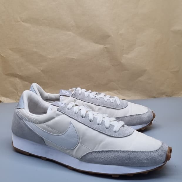 나이키 데이브레이크 써밋화이트 남성운동화275