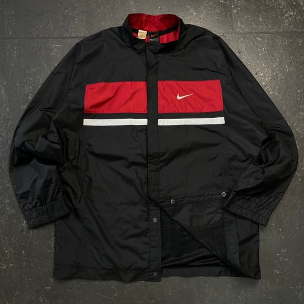 105 나이키 올드스쿨 바람막이 