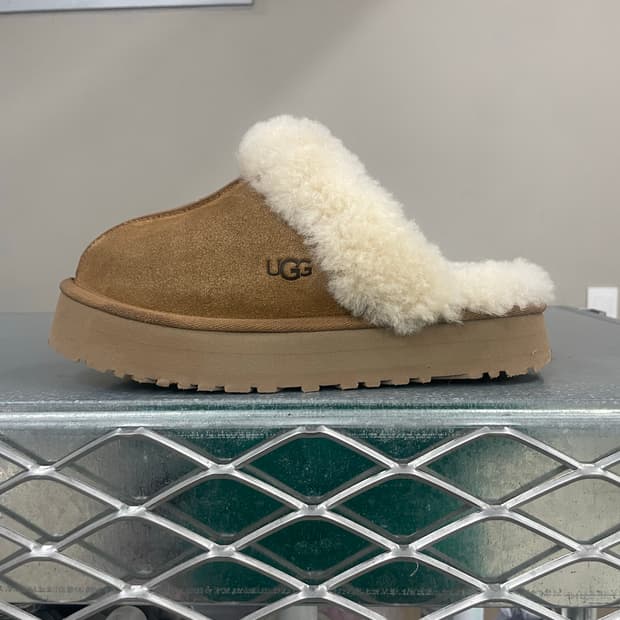 어그 디스케트 슬리퍼 체스트넛 240