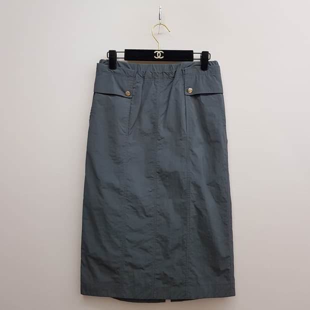 한섬 SJSJ 2023 나일론 밴딩 롱 스커트 64-94사이즈