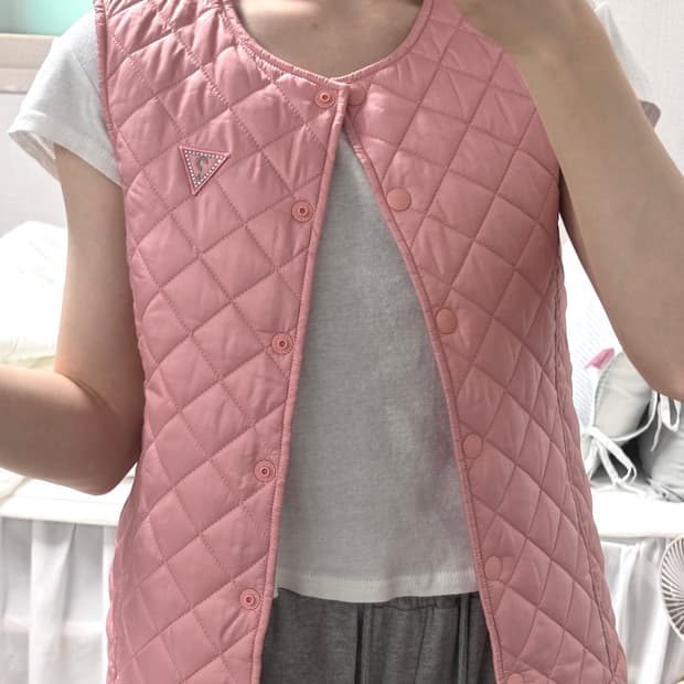 게스 실버핑크 퀼팅 조끼💗