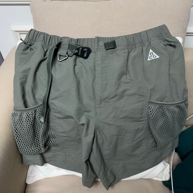 나이키 acg 카고 쇼츠 스노우그래스 xl 새상품