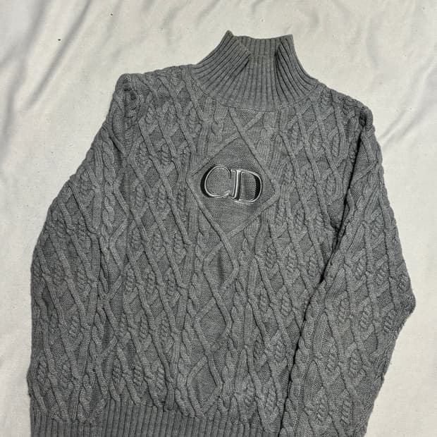 디올 캐시미어 케이블 목폴라 니트