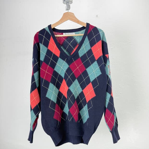 버버리 90s 아가일 브이넥 램스울 니트 스웨터