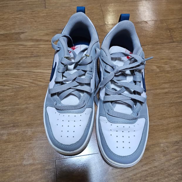 나이키 코트 버로우 로우 235mm 운동화