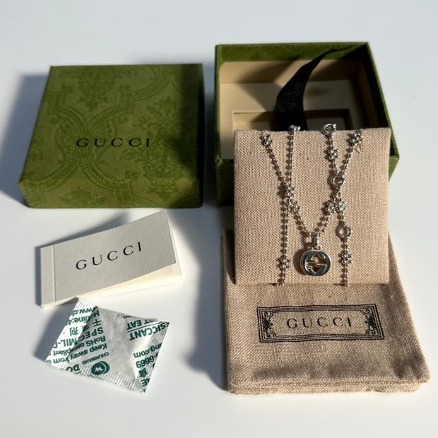 [S급/풀구성] 구찌 인터로킹 G 플라워 펜던트 실버 목걸이