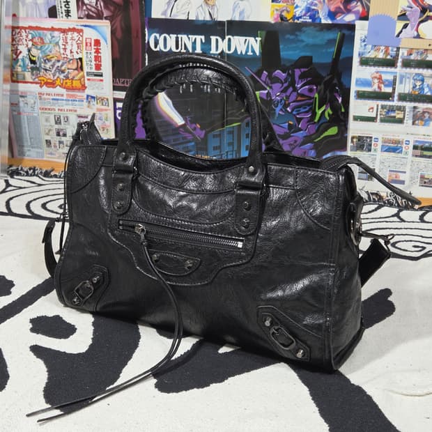 빈티지 펑크 블랙 에코 레더 투웨이 숄더백