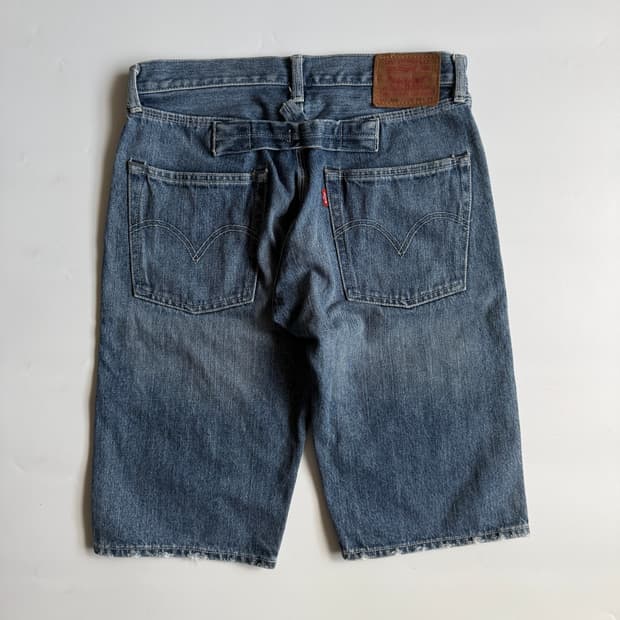 Levi’s 신치 쇼트 ( OS )