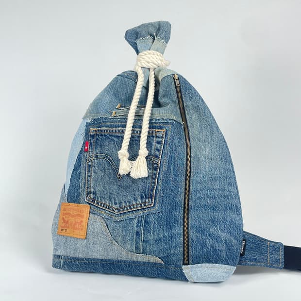 R.chemy sling bag(알케미 슬링백)
