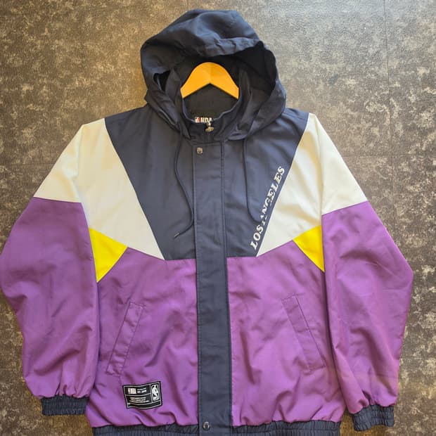 #NBA LA 레이커스 팀의 후드 바람막이 점퍼