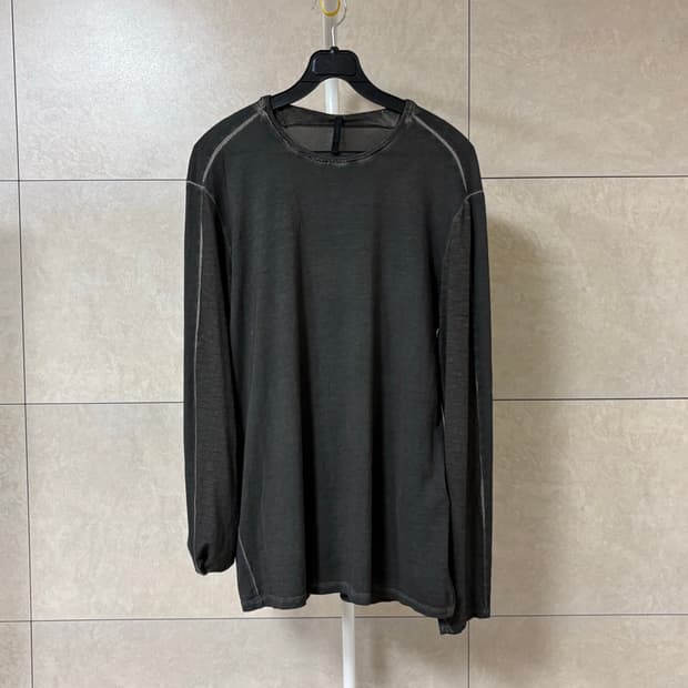 트랜짓 수소봉제 워싱 롱슬리브