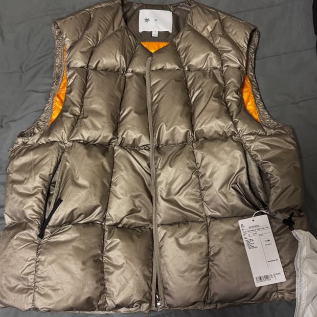 골드윈0 쓰리 디멘셔널 다운 라이트 베스트 goldwin 0