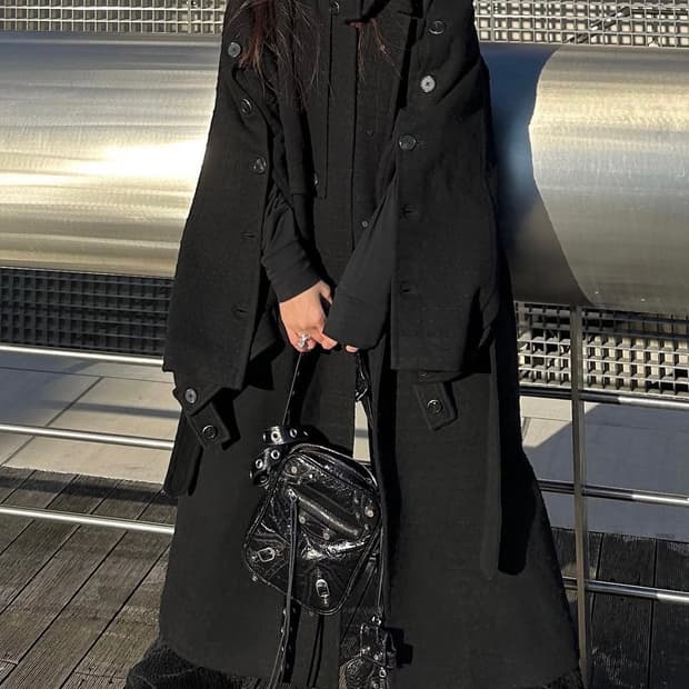 오들리워크샵 미드나잇 하이픈 트렌치 코트