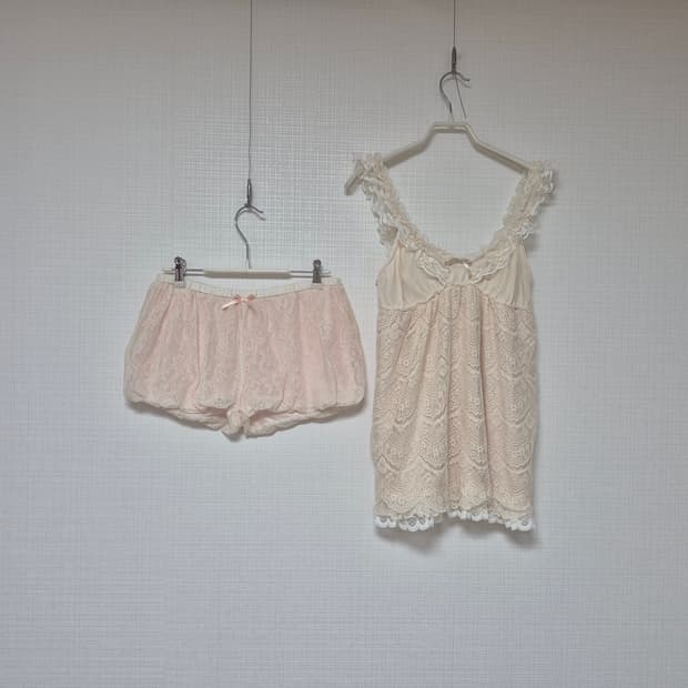 리즈리사 Chambre a couche 프릴캐미&벌룬인팡 셋업입니다♡♡