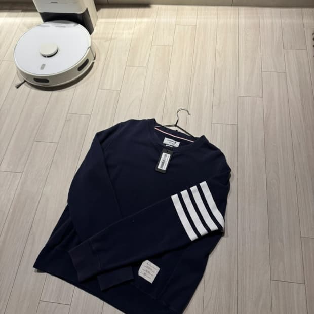 (정품/꿀매) 톰브라운 맨투맨 2사