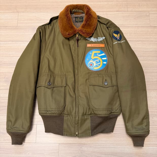 토이즈맥코이 24fw b-10 The Wacky Wabbit